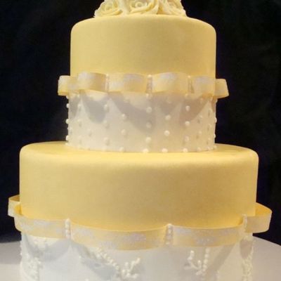 Yellow/white Wedding
