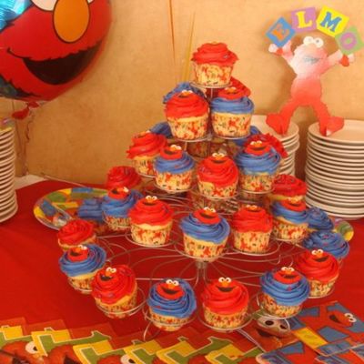 Elmos_Cupcakes.jpg
