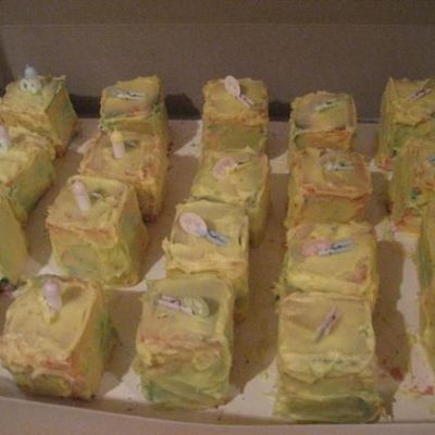 Baby Shower Mini Cakes