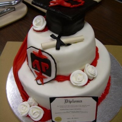 Austin Peay Grad Cake