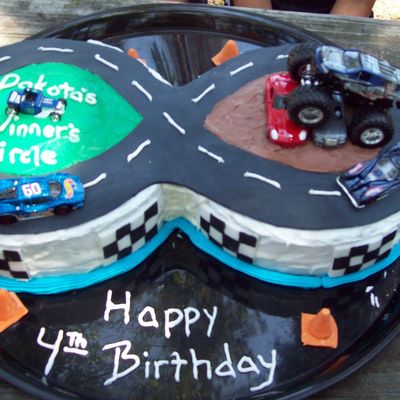Race Track Cake