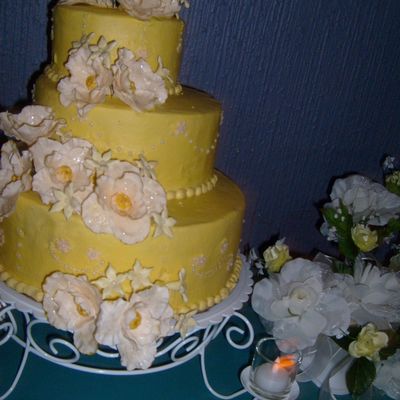 Ivory Wedding Cake