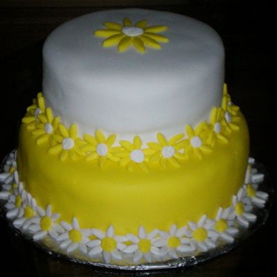 Daisy Cake