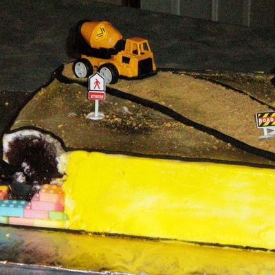 Construction Cake