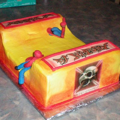 Tony Hawk Skateboard Cake