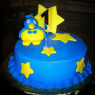 Backyard Agains Smash Cake