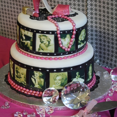Marilyn Monroe Cake