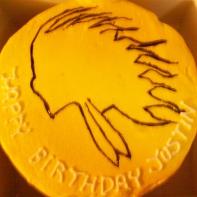 Warrior Head Outline Cake