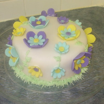 Fabric Look And Stitches Flower Cake