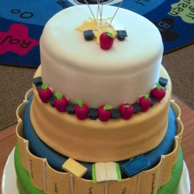 Preschool Graduation Cake