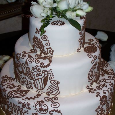 Henna-Ish Pattern Wedding Cake