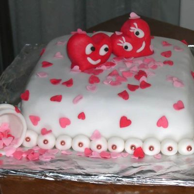 Fall In Love On A Cake