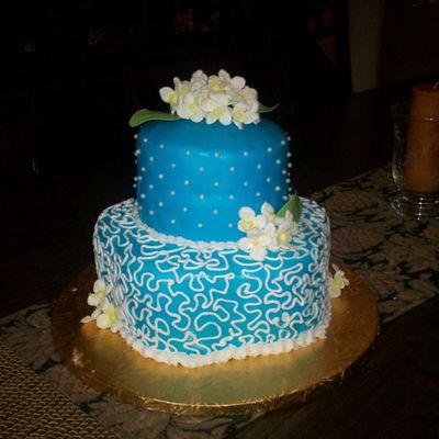 Gumpaste Hydrangeas, Cornelli Lace