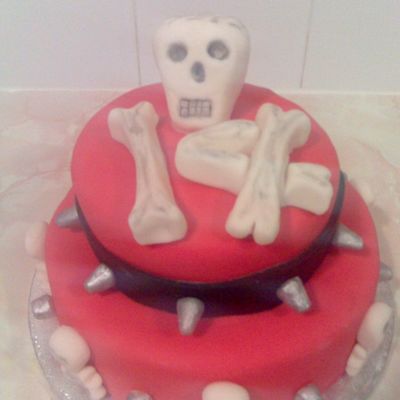 Skulls Cake