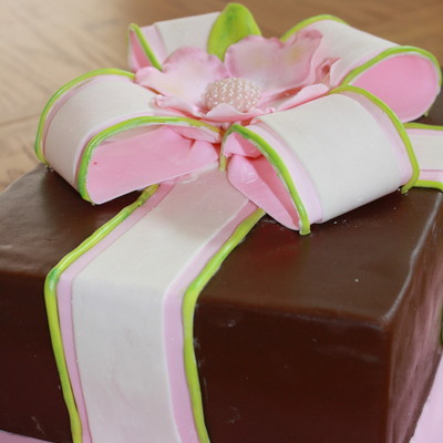 Gift Box Cake