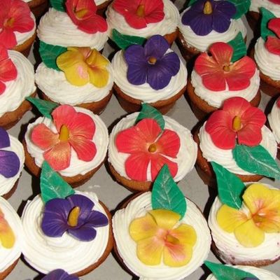 Close Up Cupcake Tier