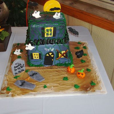 Halloween Wedding Cake
