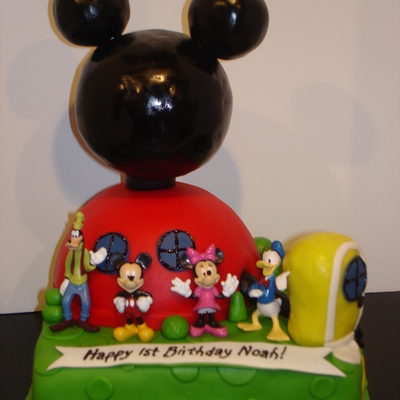 Mickey Mouse Club House And Friends