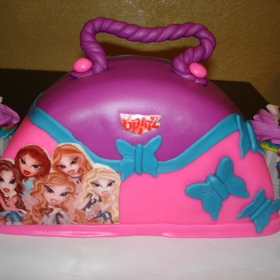 Bratz Purse And Cupcakes