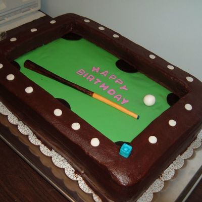 Pool Table Cake