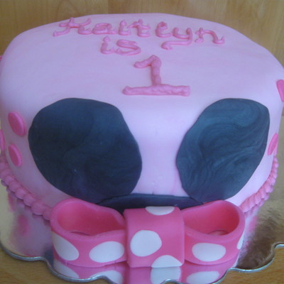 Minnie Mouse First Birthday Cake