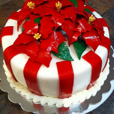 Poinsettia Cake