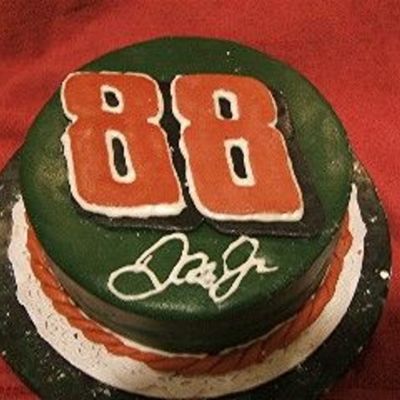 Dale Jr 88 Cake