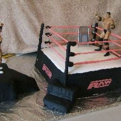 Wrestling Cake