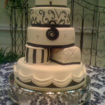 Black And White Wedding Cake