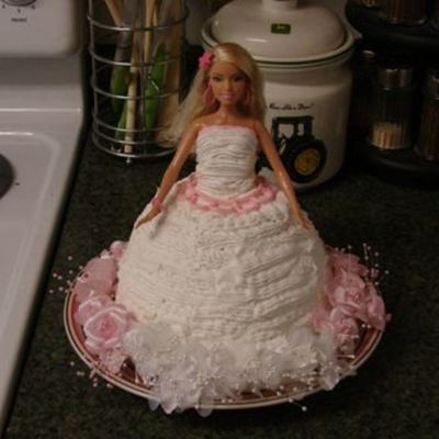Barbie Wedding Cake