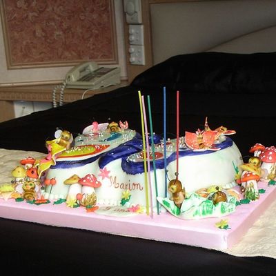 Butterfly And Mushrooms Cake