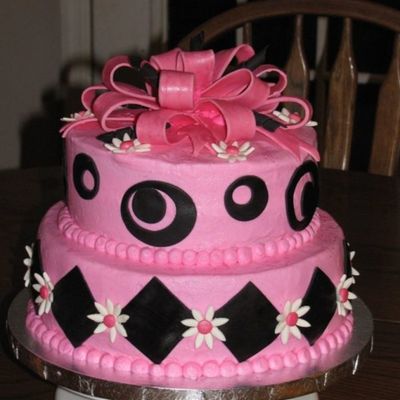 Pink / Black Bridal Shower Cake