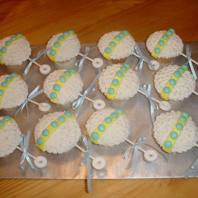 Baby Rattle Cupcakes