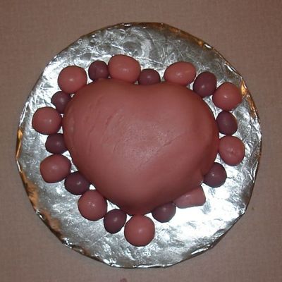 Fondant Cupcake With Fondant Balls