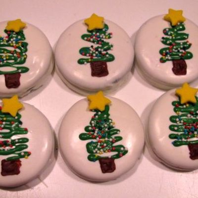 Oreo Christmas Trees