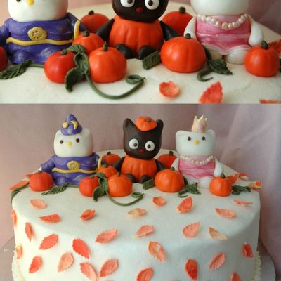 Hello Kitty Halloween Cake