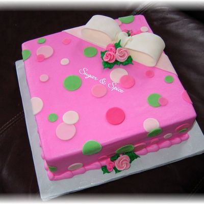 Pink & Green Present