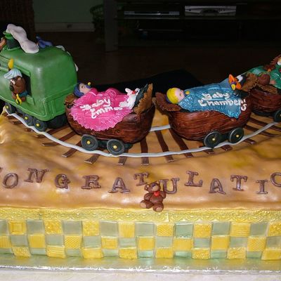 Looney Tunes And Scooby Welcome Baby Train