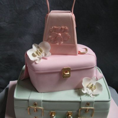 Luggage Wedding Cake