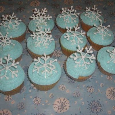 Snowflake Cupcakes
