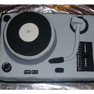 Turn Table Birthday Cake