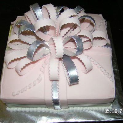 Silver-Pink Cake
