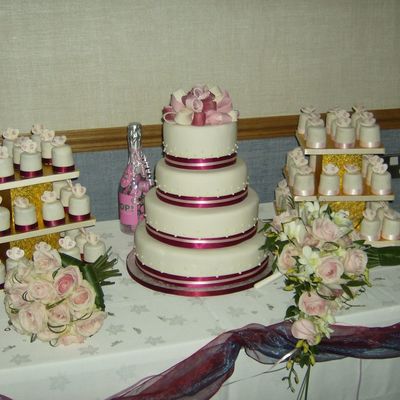 Wedding Cake And Cup Cakes