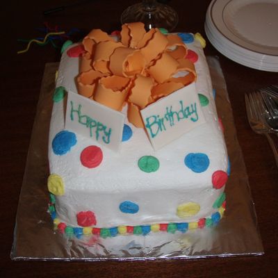 Birthday Present Cake