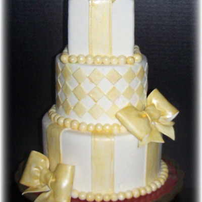 Golden Beads And Bows