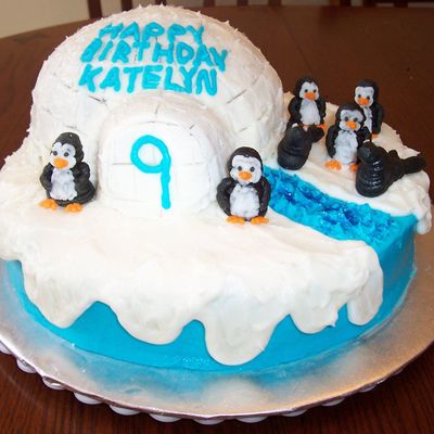 Penguin Igloo Cake