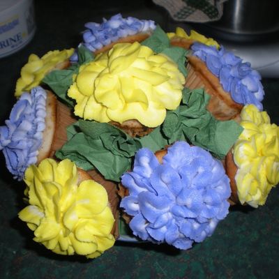 Mother's Day Cupcake Bouquet
