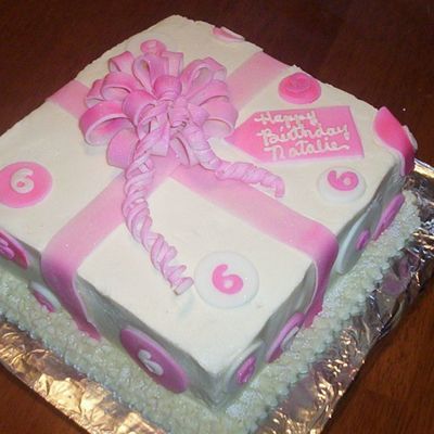 Little Girl's 6 Year Old Birthday