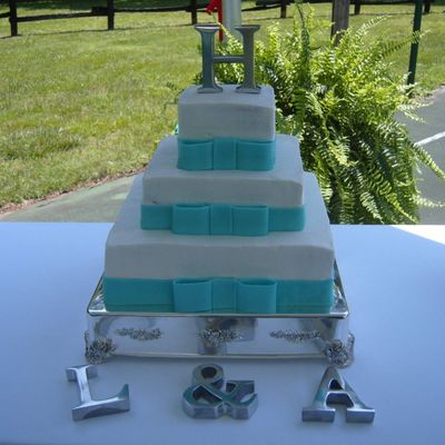Ribbons And Bows Wedding Cake