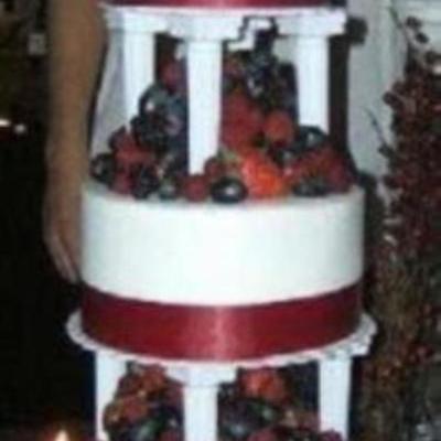 Fresh Berry Cake